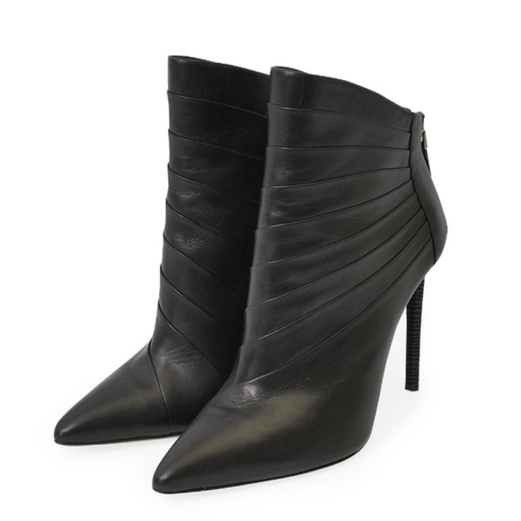 Giorgio Armani boots - Picture 4 of 17